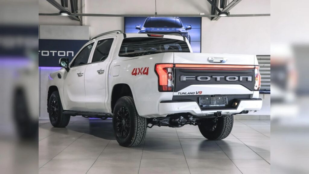 Foton V9 4X4 Back side
